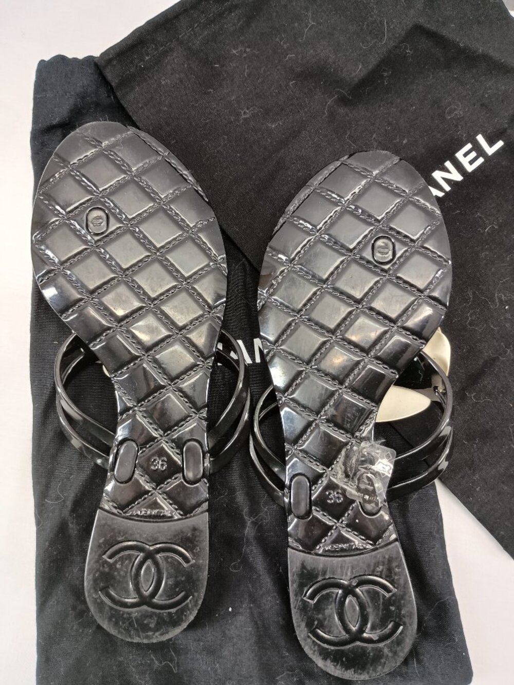 Chanel Camellia Thong Beach Sandal size 6 - Picture 3 of 4